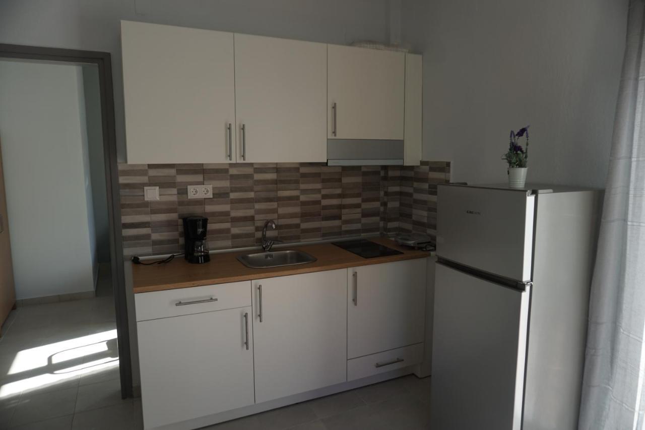 Park View Apartment In Paralia Dionisiou Zewnętrze zdjęcie