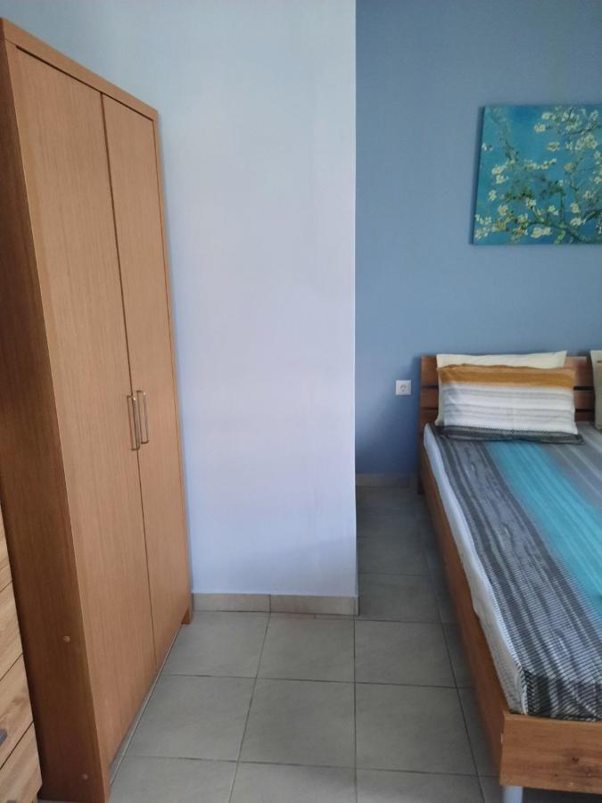 Park View Apartment In Paralia Dionisiou Zewnętrze zdjęcie